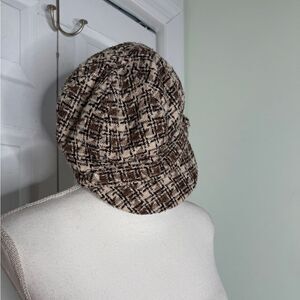 REGINA HATS | Accessories | Splendid 93s Black Felt Cloche  display picture 1